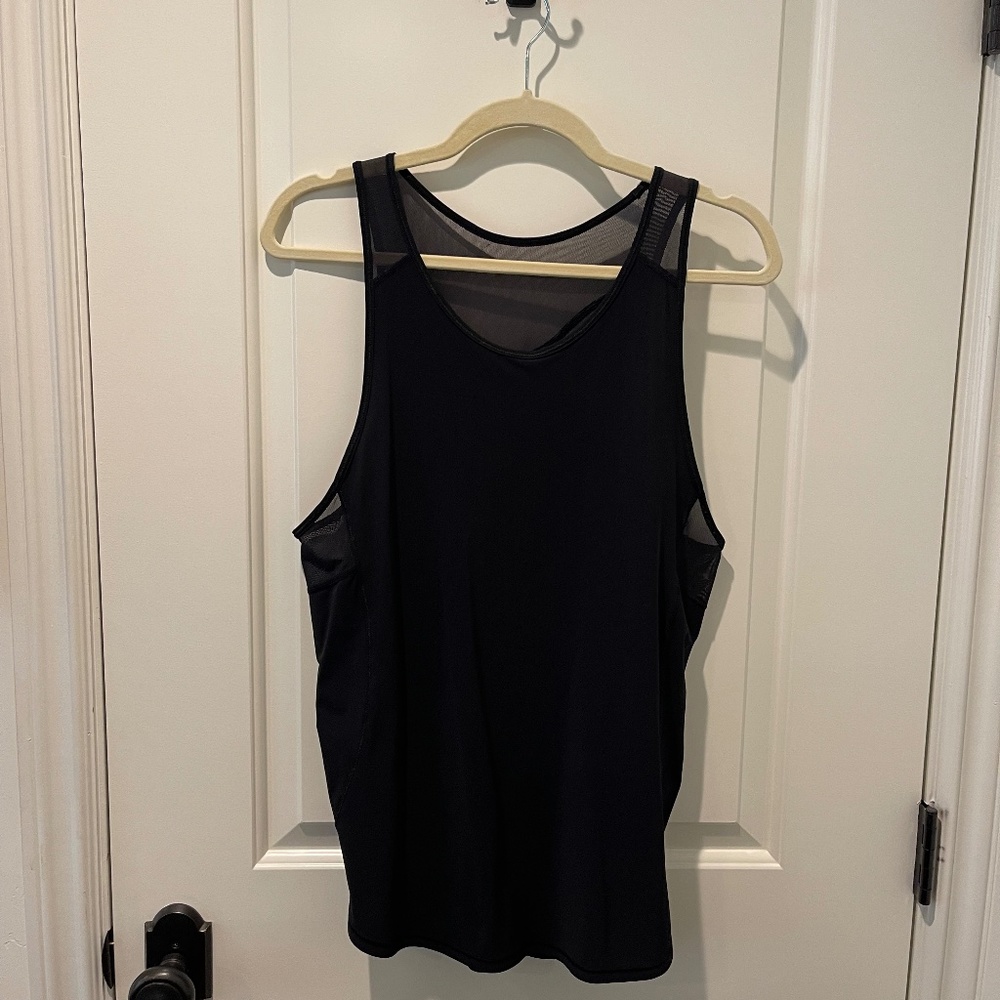 Black athletic tank top
